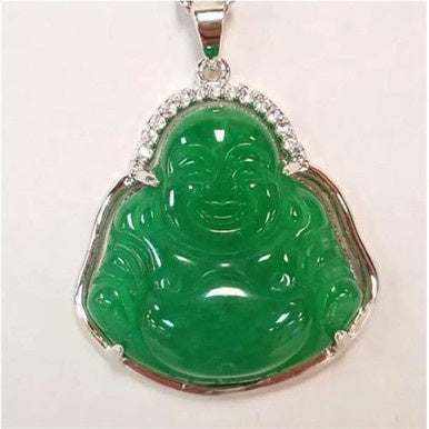 Collar con colgante de Buda de jade con forro de plata