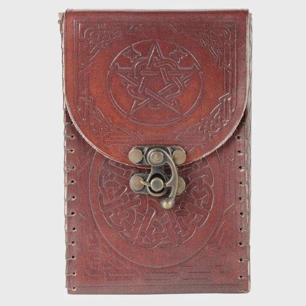 Soporte de cuero para cartas de tarot con pentagrama