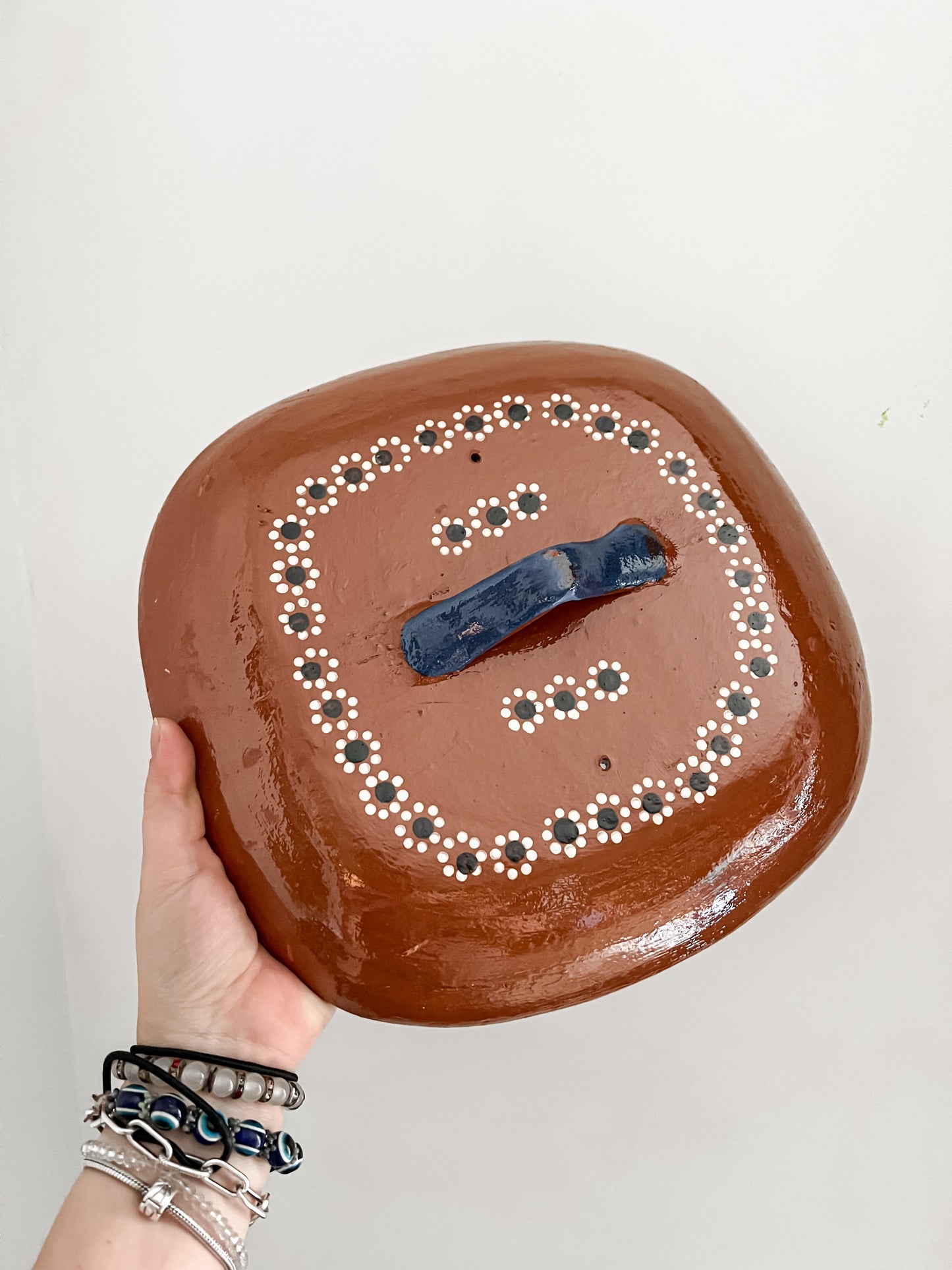 Maceta tradicional cuadrada de cerámica