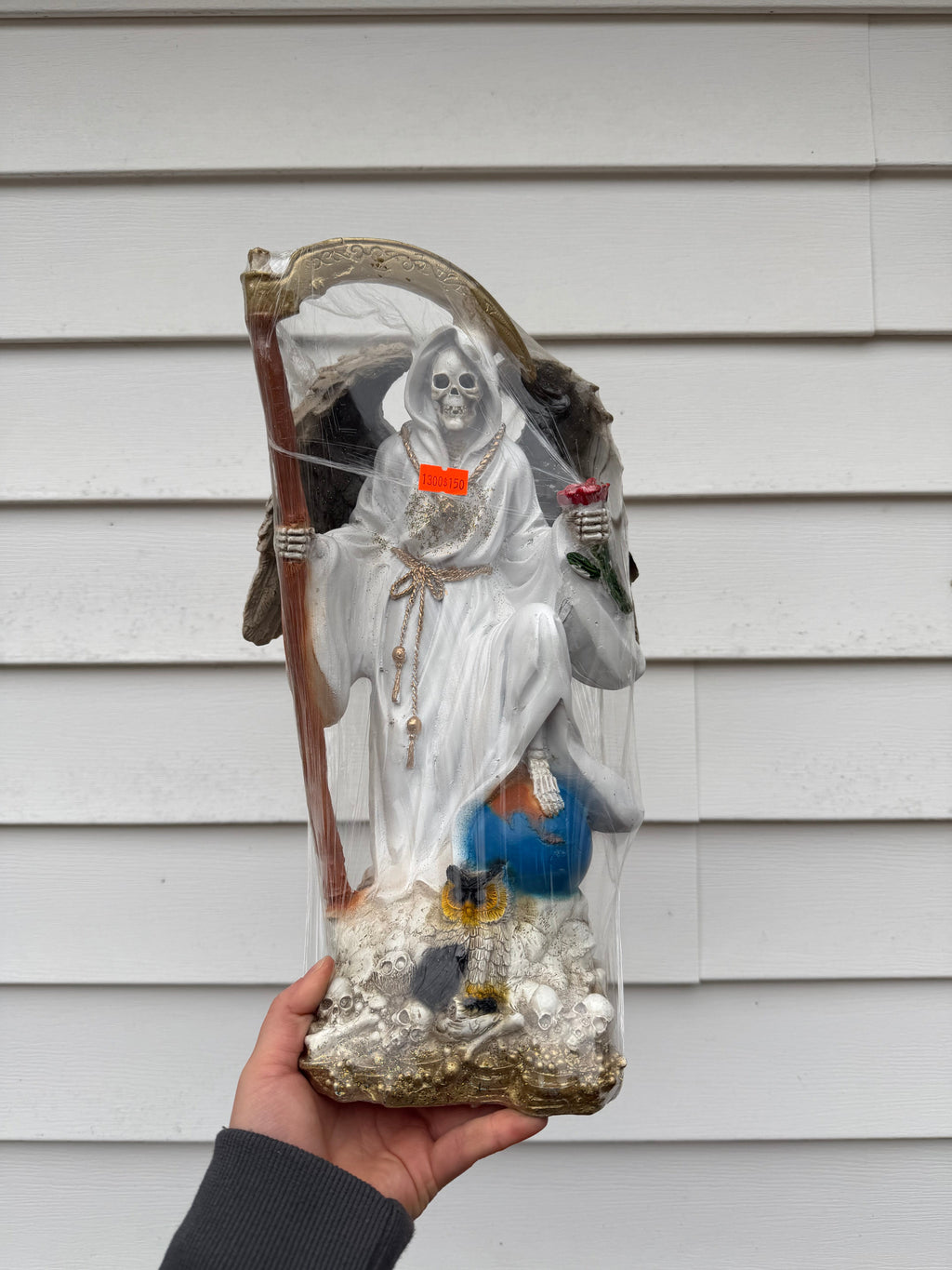 Santa Muerte Alas de Ángel Estatua Decorativa de 35.5 cm