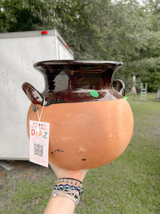 Mexican Traditional Colorado Pot