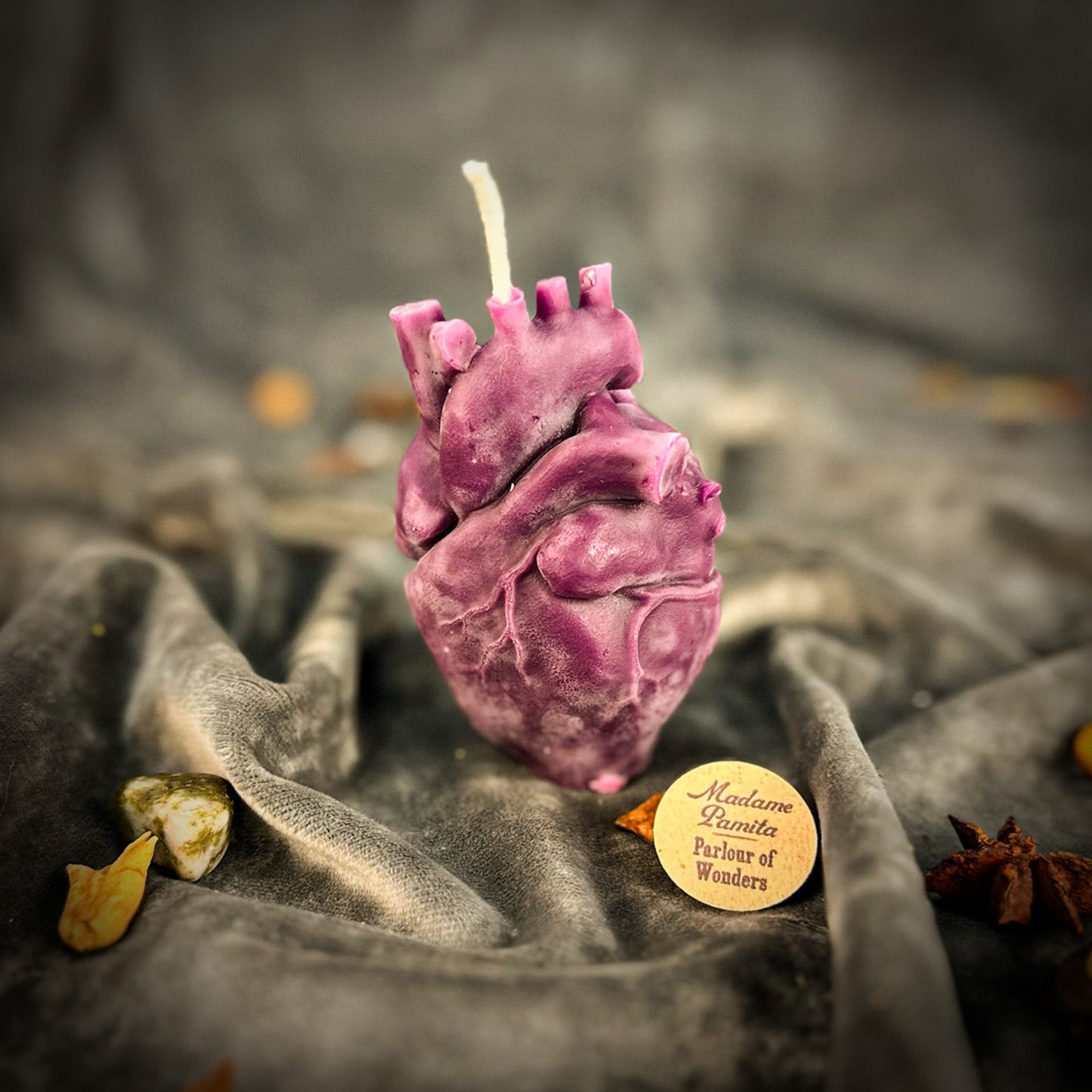Vela Mágica Corazón Anatómico de Cera de Abeja - Magia para el Amor y la Sanación Emocional