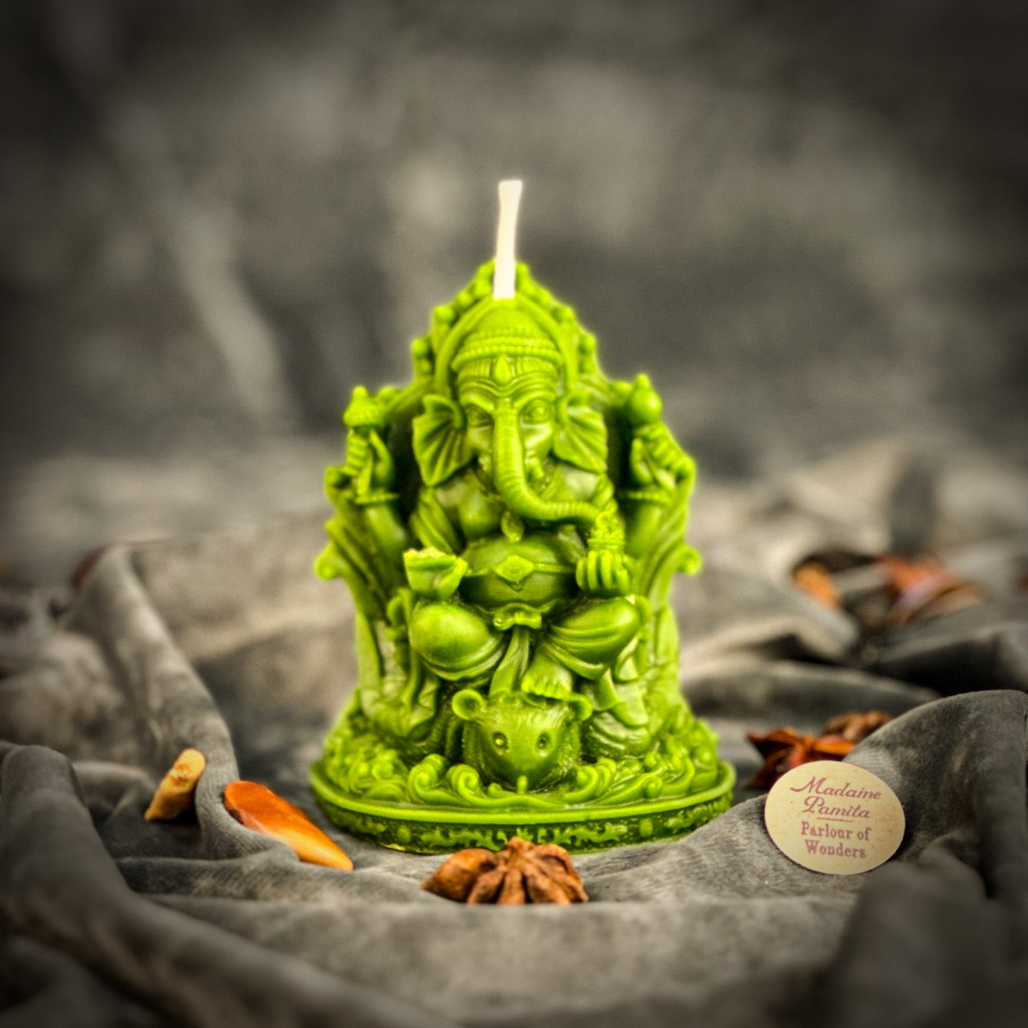 Vela de cera de abeja Ganesha - Magia para eliminar obstáculos y atraer el éxito