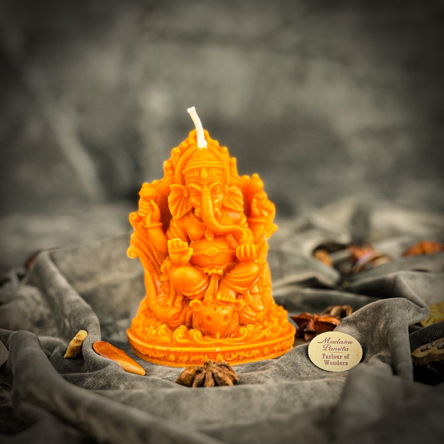Vela de cera de abeja Ganesha - Magia para eliminar obstáculos y atraer el éxito