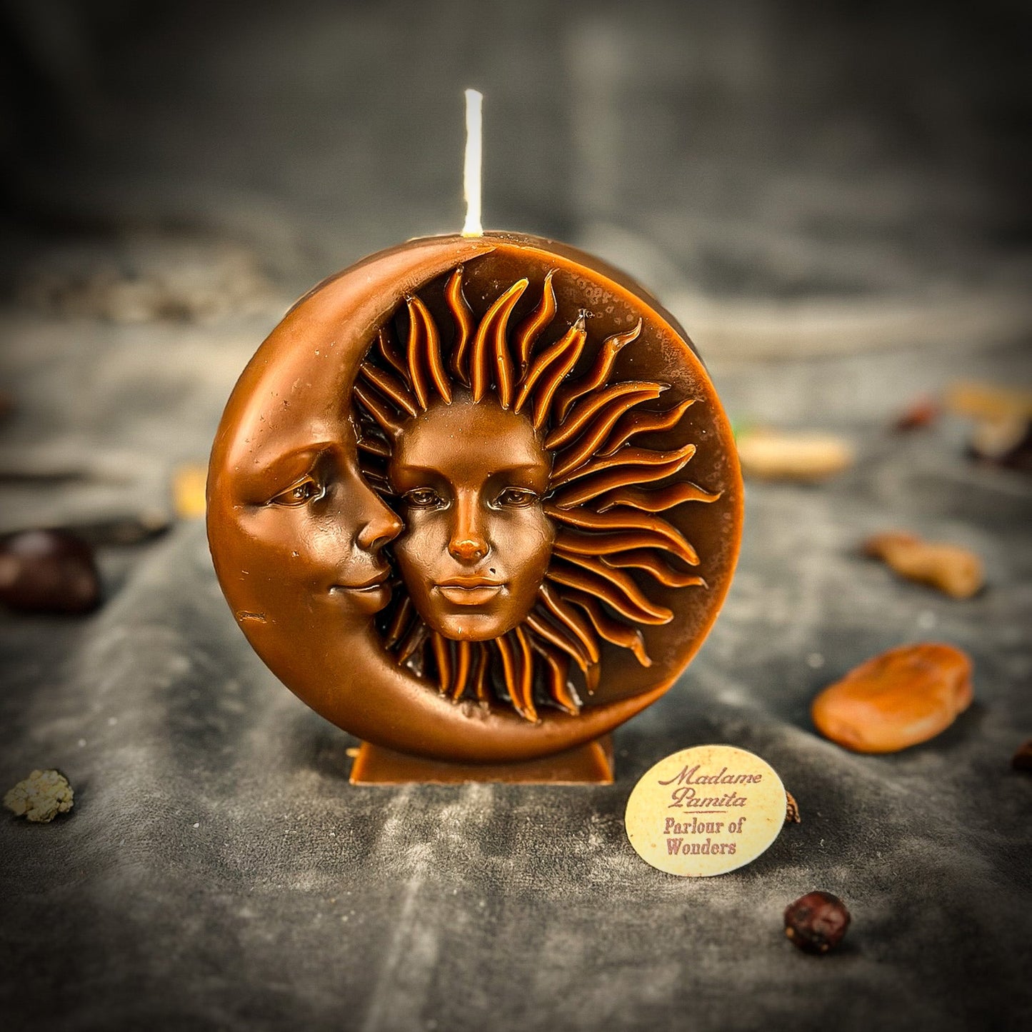 Vela de cera de abeja para equinoccios y solsticios - Magia y equilibrio estacionales