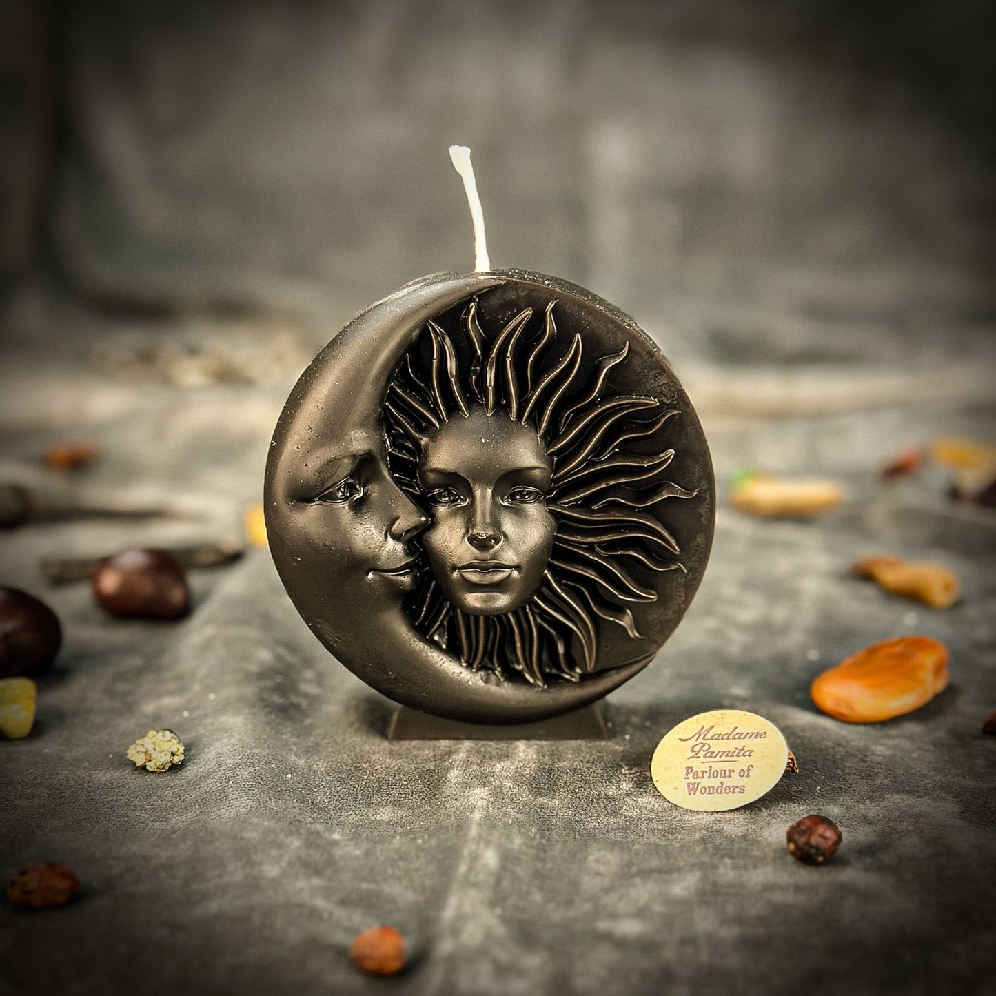 Vela de cera de abeja para equinoccios y solsticios - Magia y equilibrio estacionales