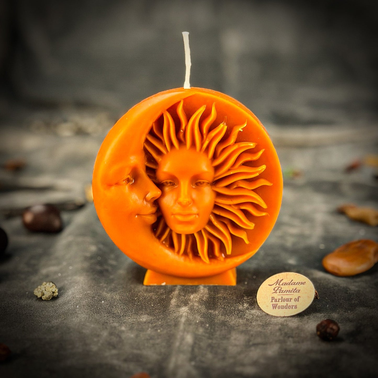 Vela de cera de abeja para equinoccios y solsticios - Magia y equilibrio estacionales