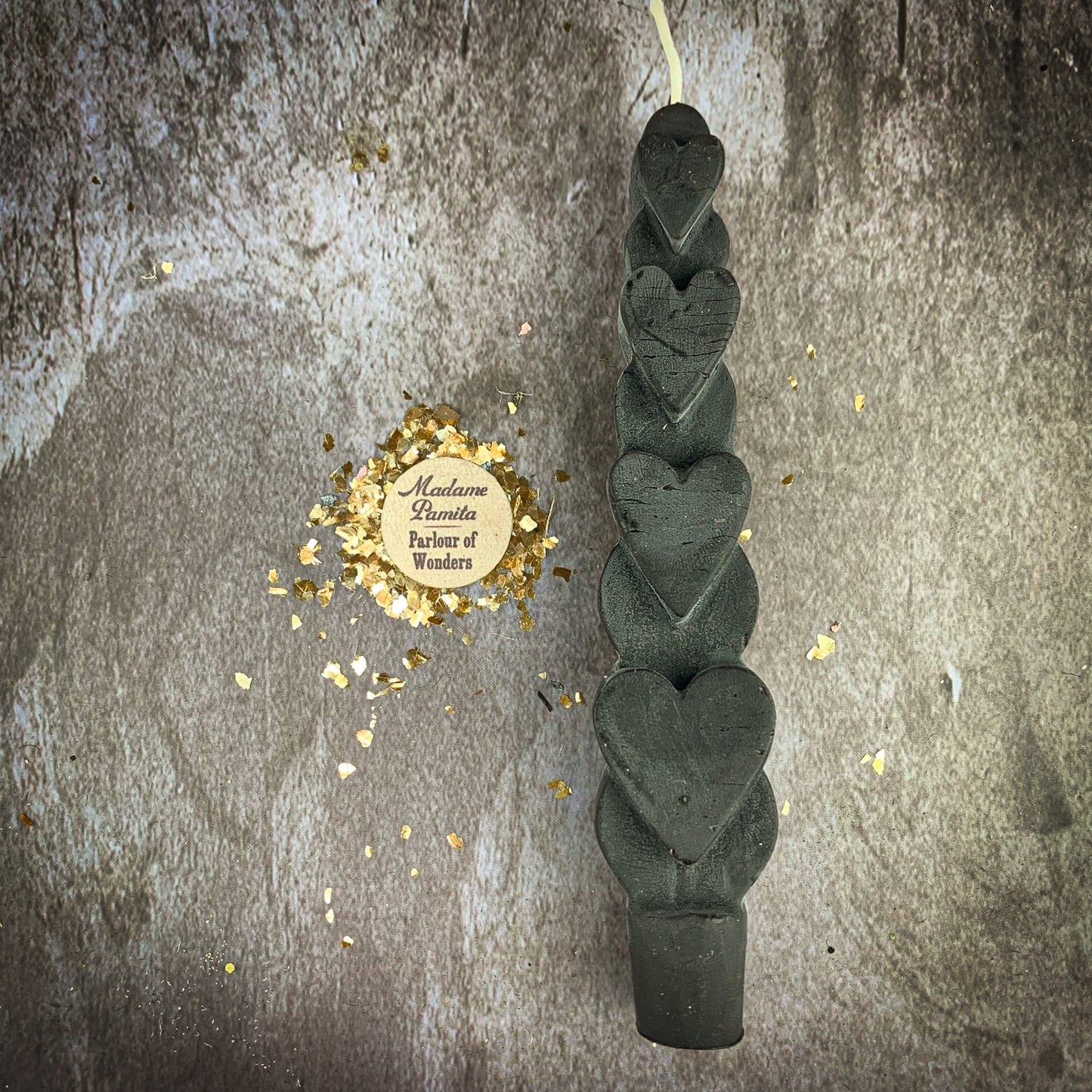 Vela cónica de cera de abeja con forma de corazón para hechizos de amor - Magia para el romance y la atracción
