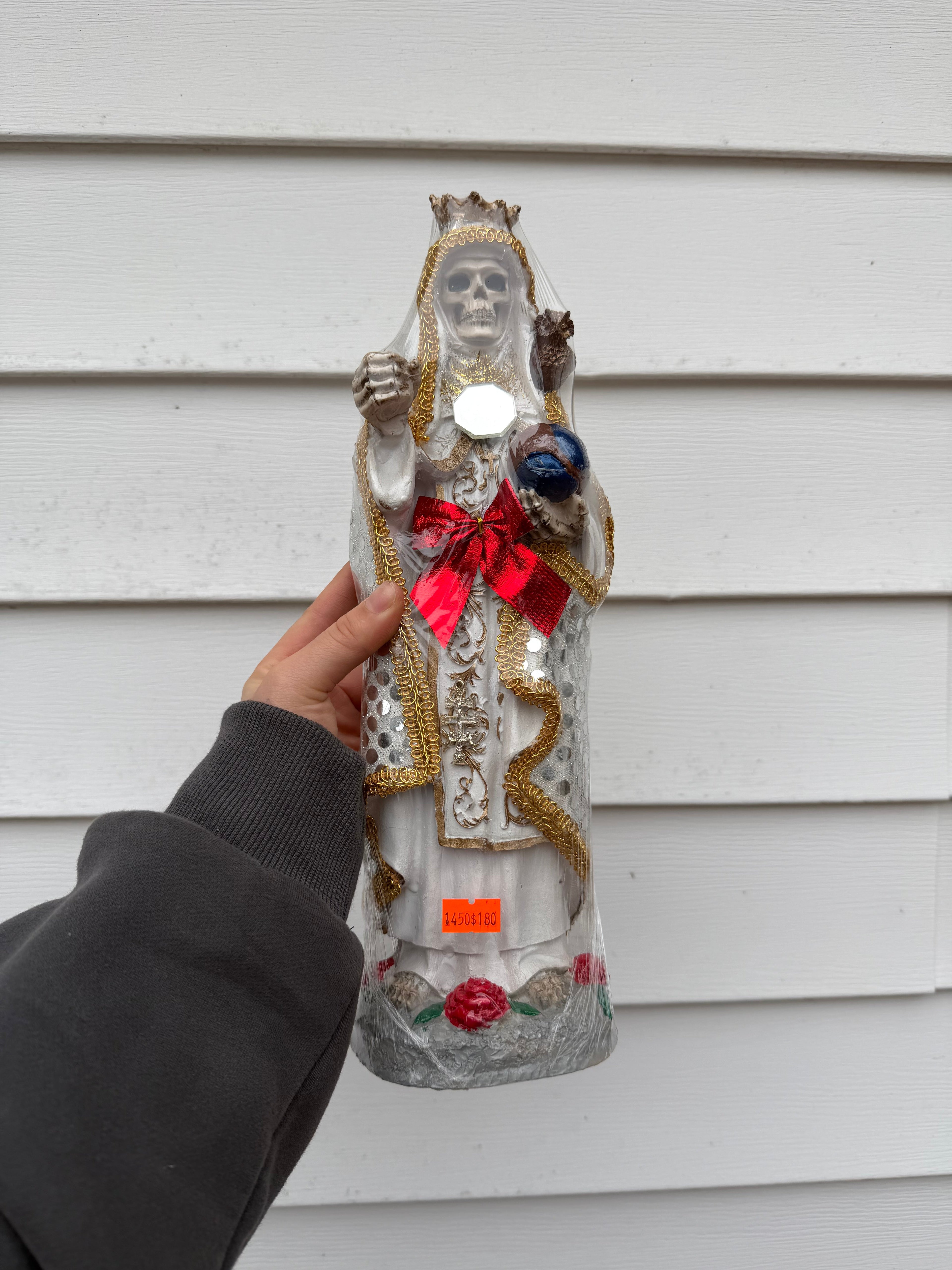 Estatua Decorativa Santa Muerte de 34.29 cm