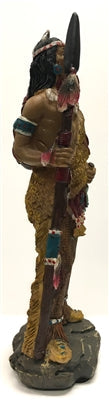 Indio nativo americano con tocado de plumas, lanza/lanza, cuchillo, arco y carcaj con flechas de 8"
