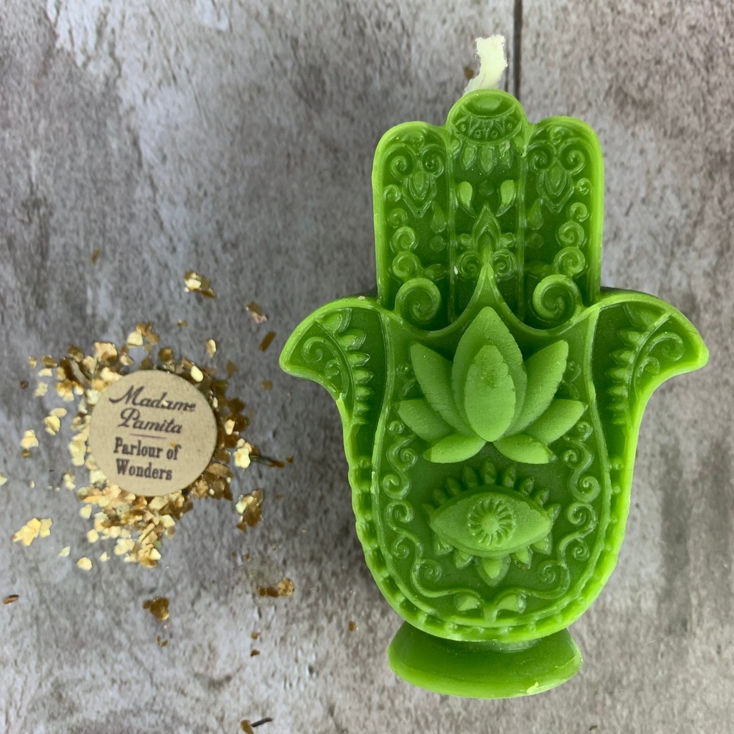 Vela Mágica de Cera de Abeja con Mano de Fátima - Protección contra el Mal de Ojo y Magia de Bendición