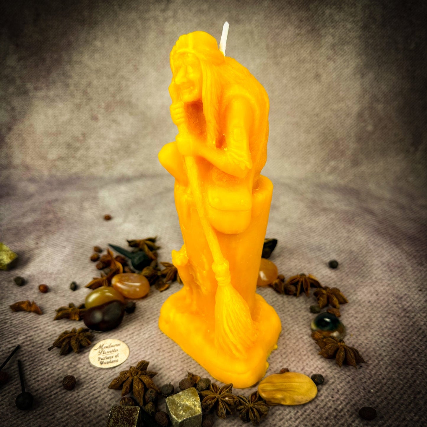 Vela Mágica de Cera de Abejas Baba Yaga - Sabiduría, Protección y Poder Salvaje