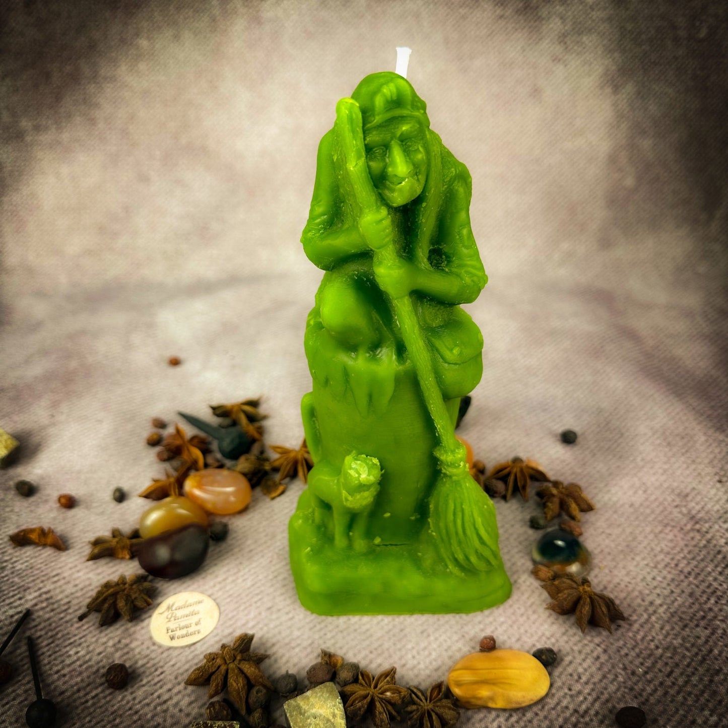 Vela Mágica de Cera de Abejas Baba Yaga - Sabiduría, Protección y Poder Salvaje