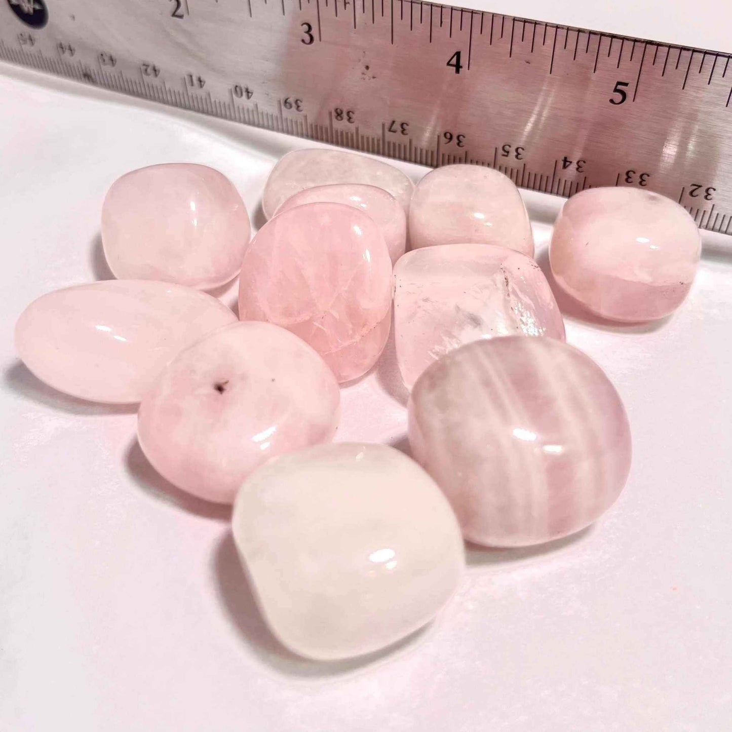Piedra de bolsillo rodada de cuarzo rosa