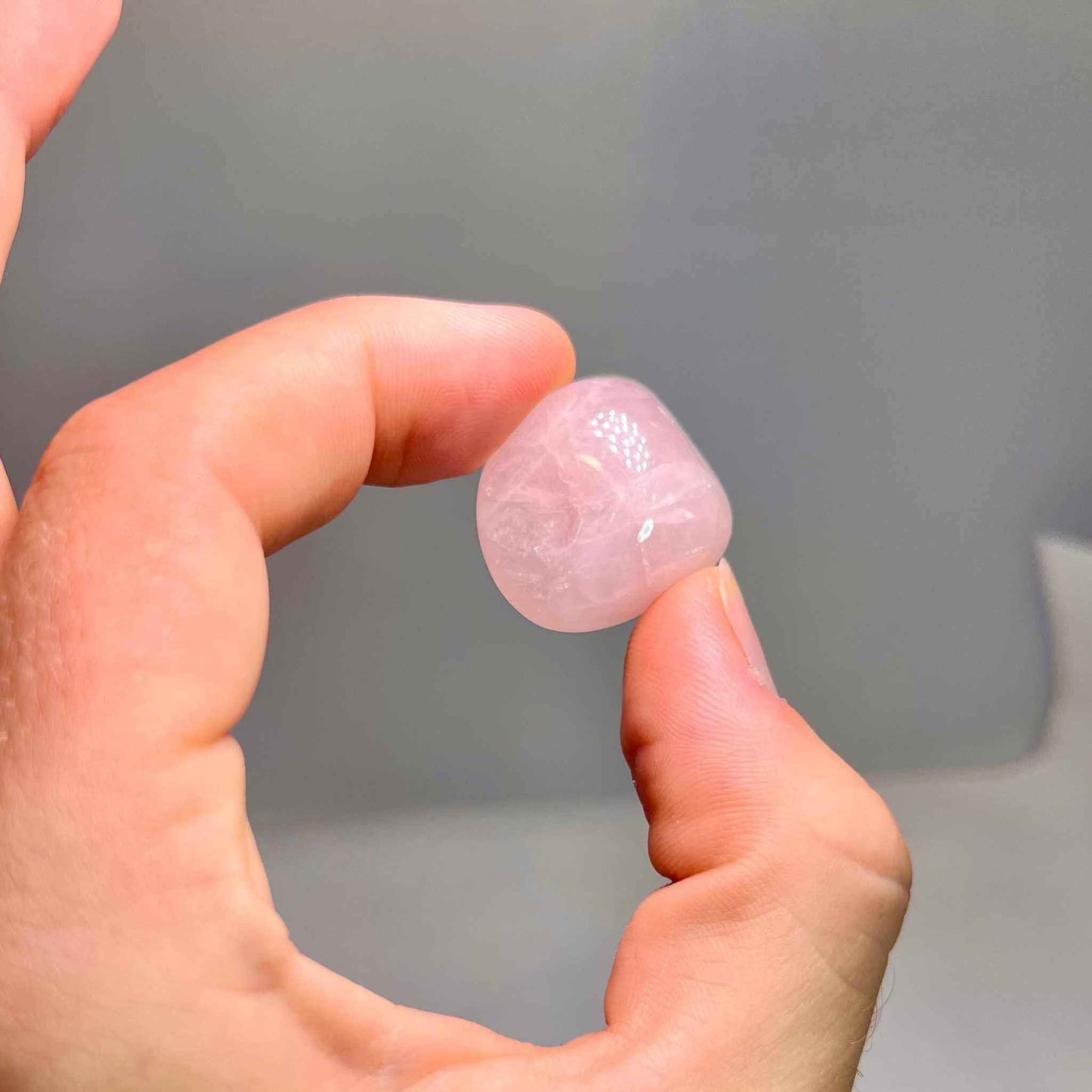 Piedra de bolsillo rodada de cuarzo rosa