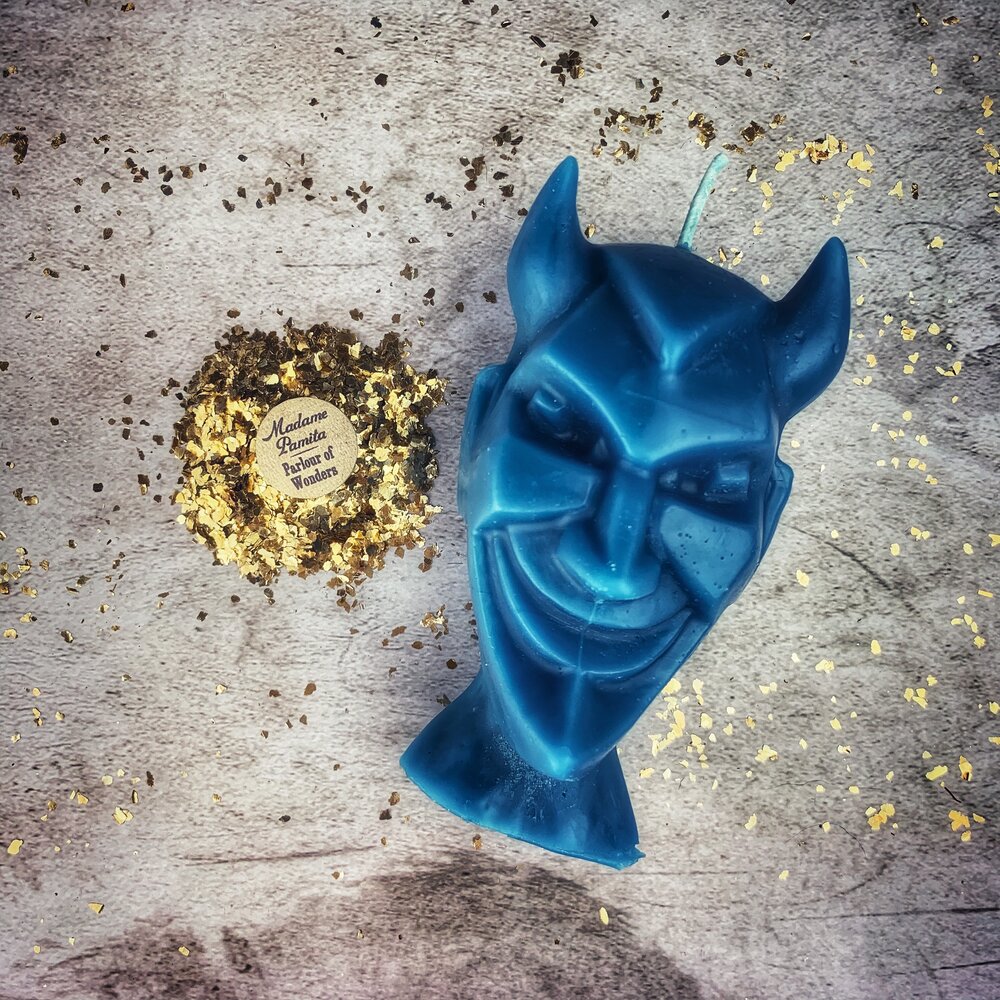 Vela de Cera de Abeja "Run Devil Run" - Destierra el Mal e Invoca la Magia del Embaucador