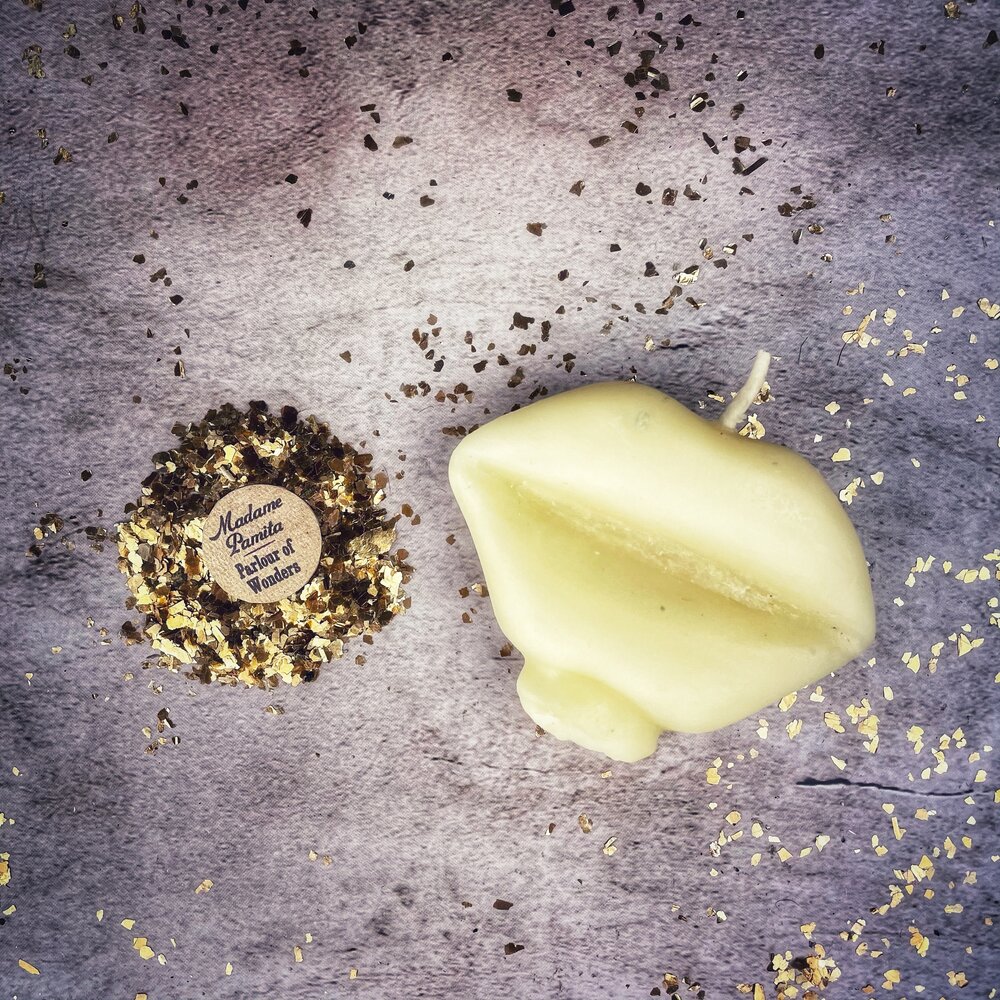 Vela de cera de abejas Labios Háblame - Magia de Comunicación y Pasión