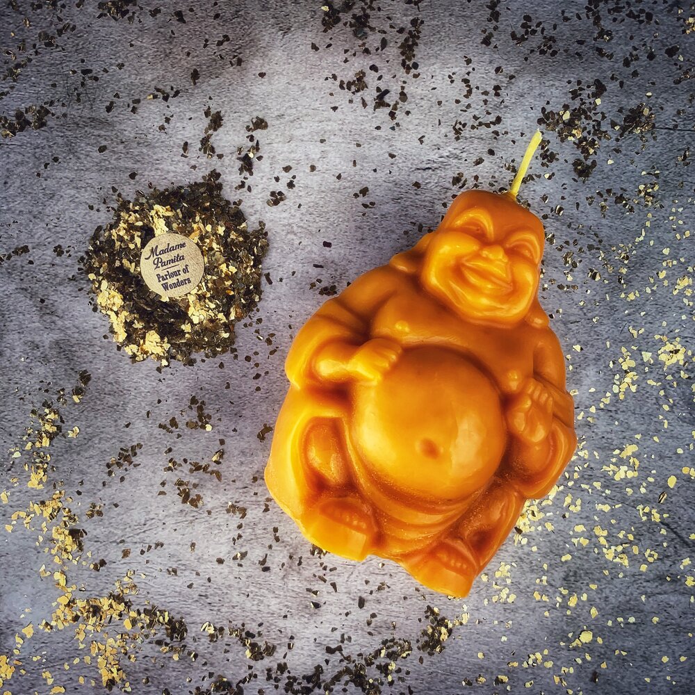 Vela Mágica de Cera de Abeja Buda Sonriente - Magia de Riqueza, Suerte y Prosperidad
