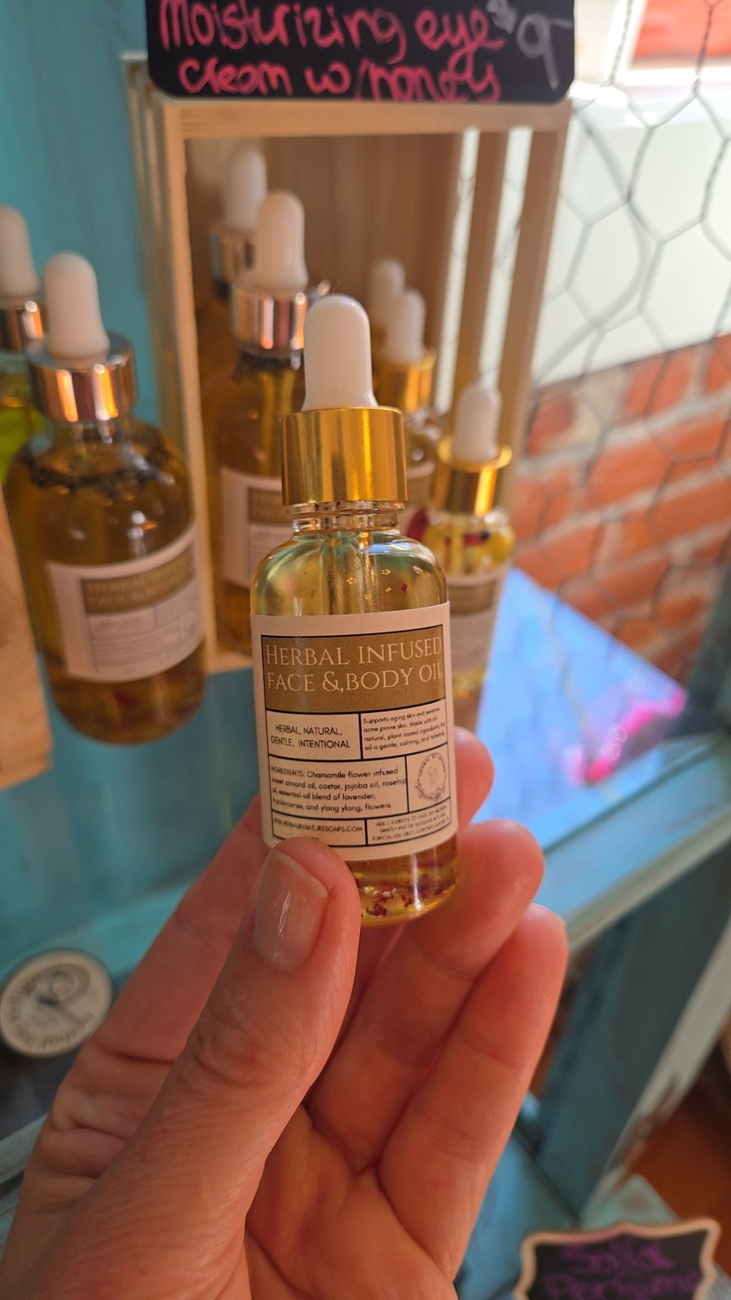 Aceite facial y corporal con infusiones de hierbas